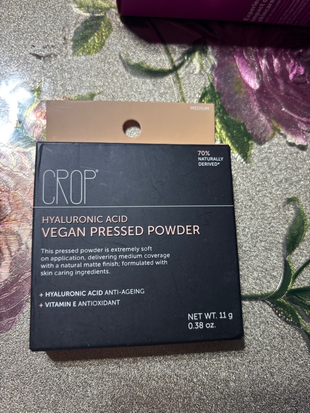 Hyaluronic Acid Vegan Pressed Powder - Medium (Beige)